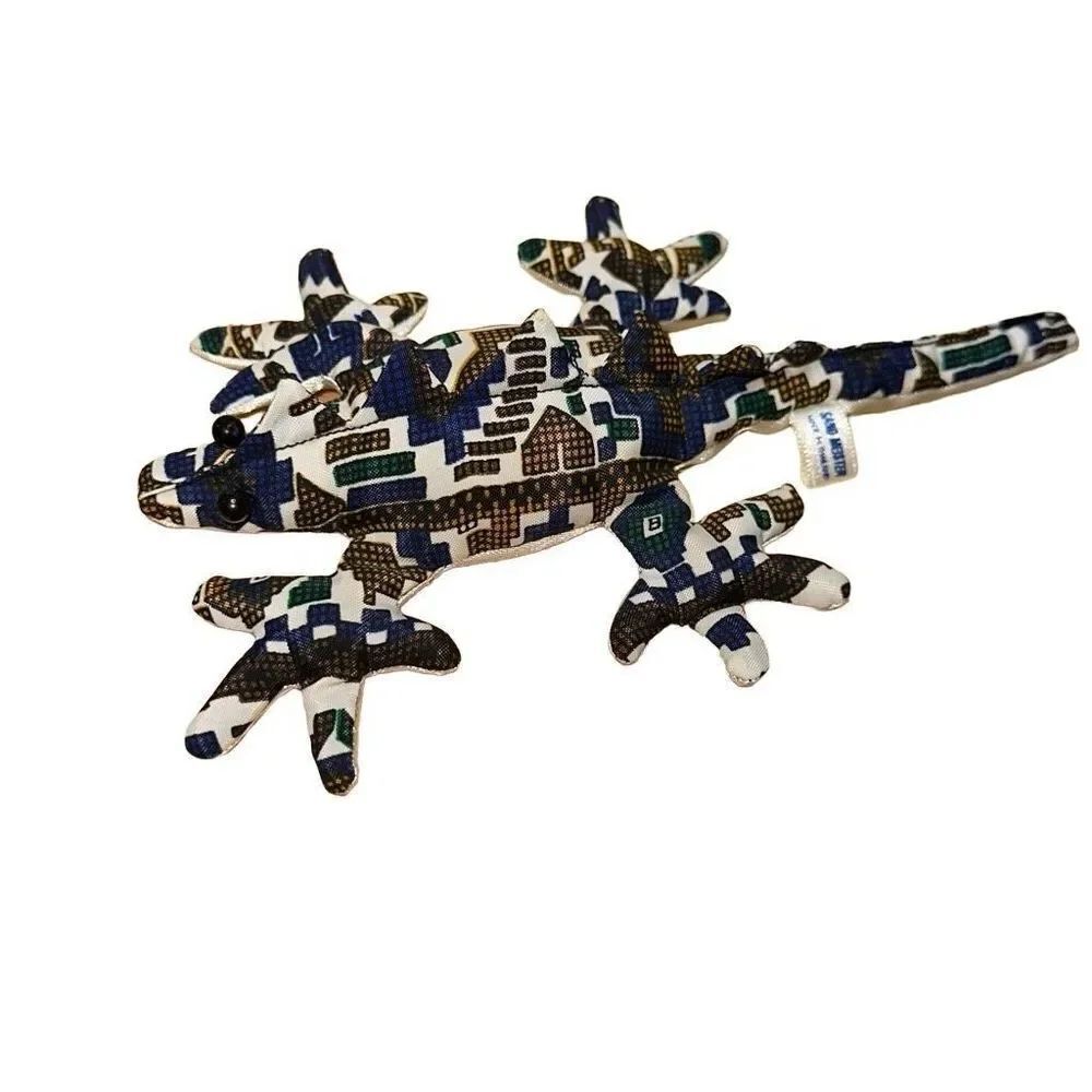90’s GECKDS San Diego Sand Filled Lizard nostalgia throwback toy collectible